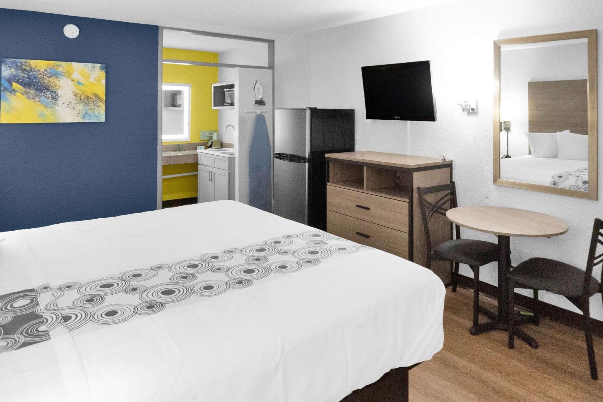 Econo Lodge Carlsbad Eksteriør billede