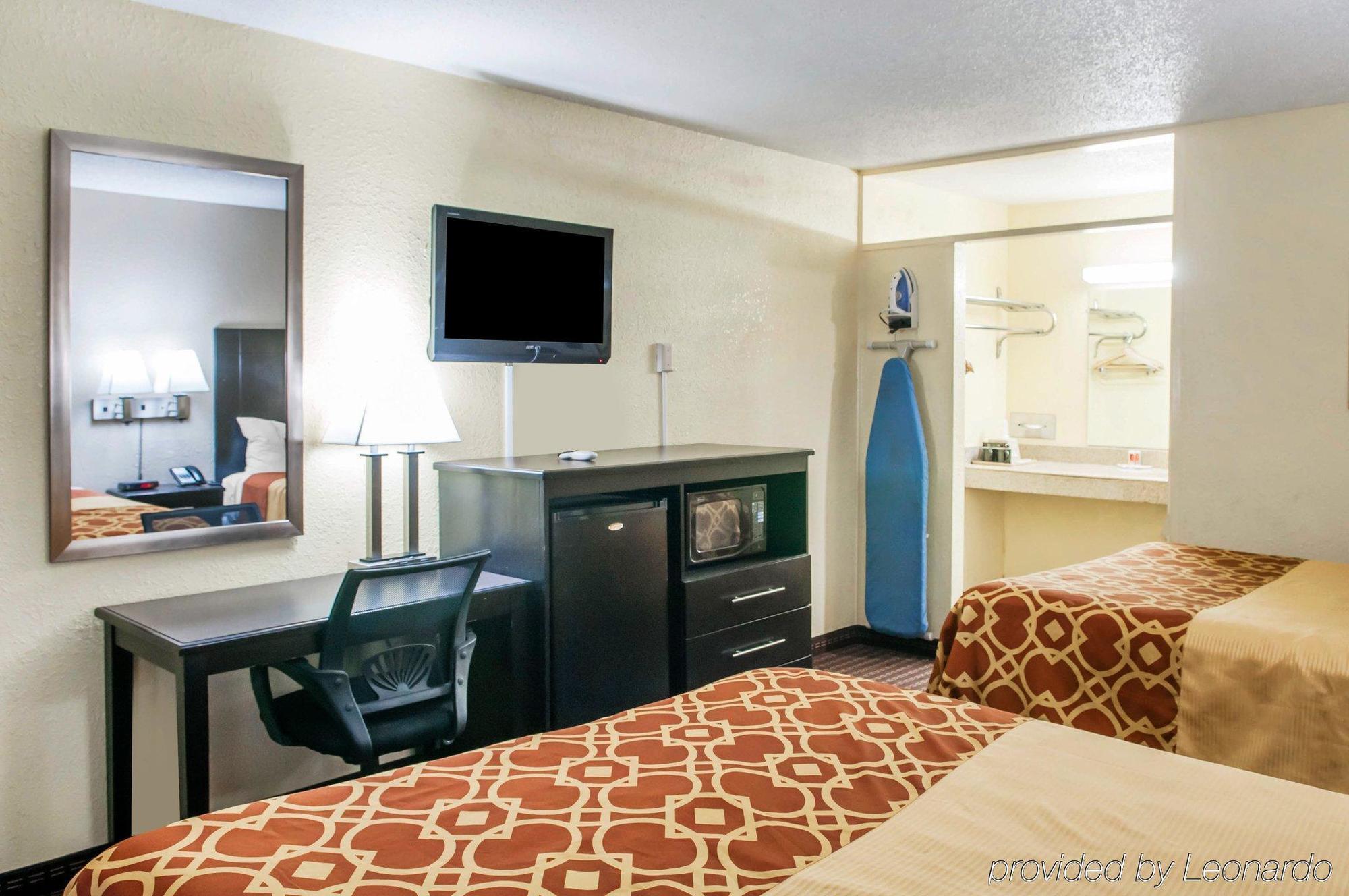 Econo Lodge Carlsbad Eksteriør billede
