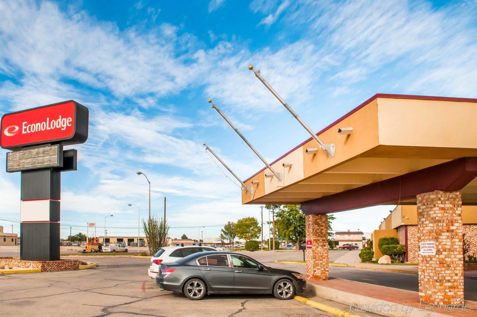 Econo Lodge Carlsbad Eksteriør billede